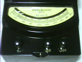 GE AC Voltmeter Main.jpg (37801 bytes)